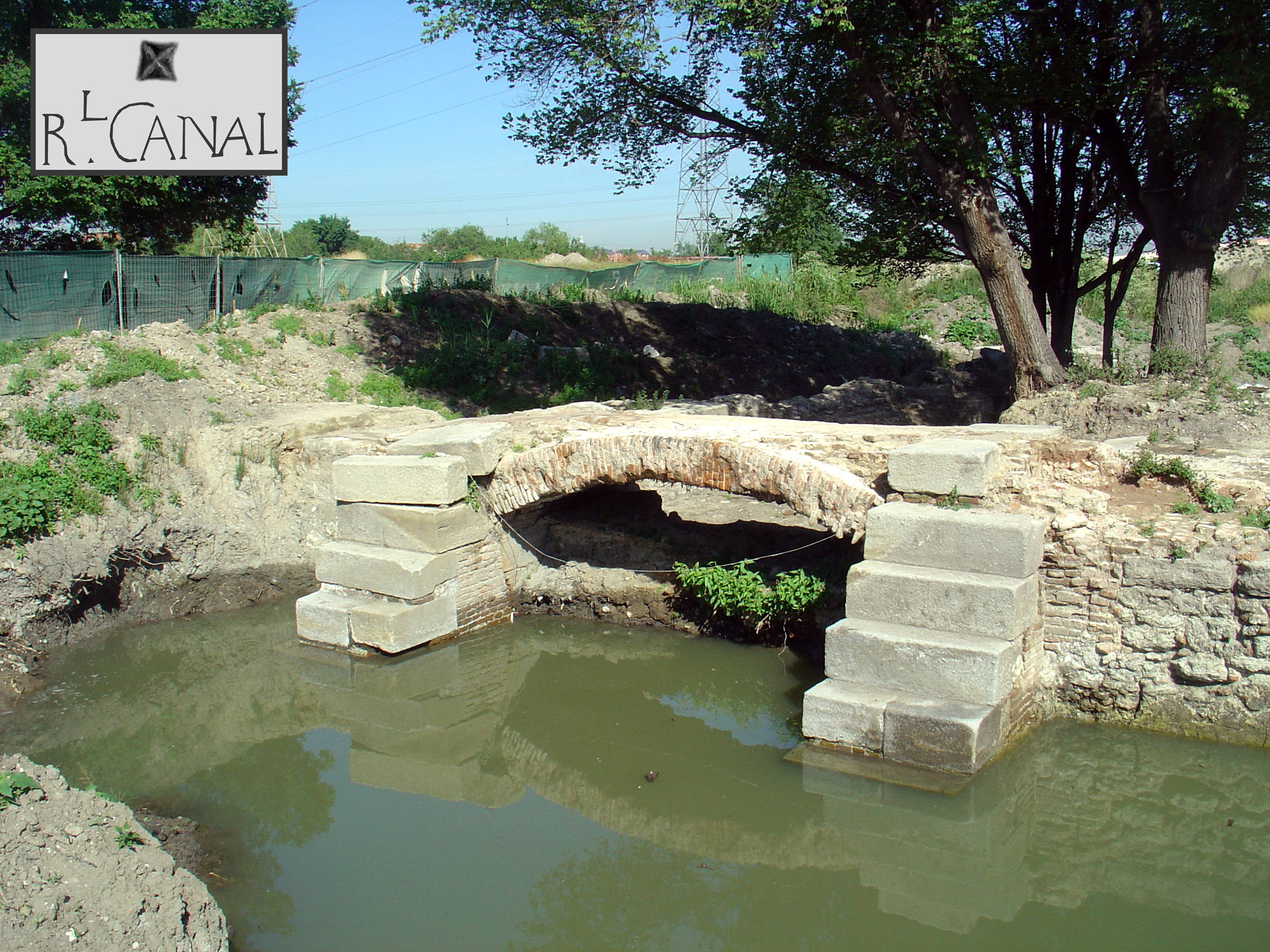 Quinta Esclusa del RCM inundada. 9 Mayo 2011